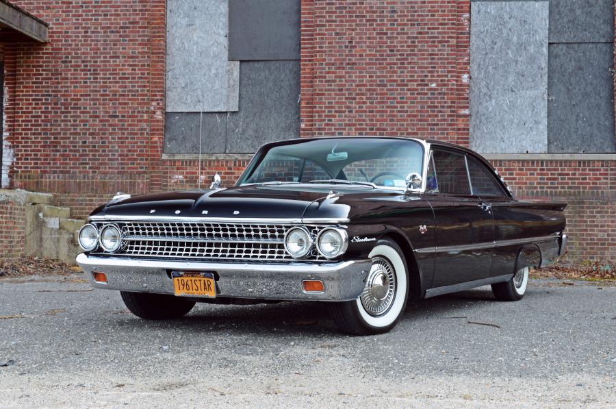 Ford Galaxie Starliner '1961
